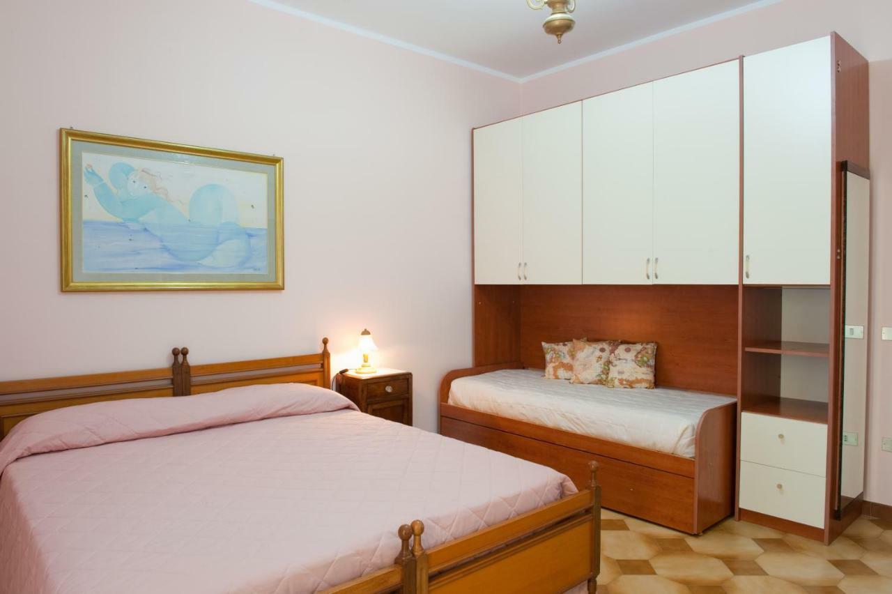 Camera Familiare con Bagno Privato